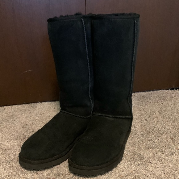 UGG Shoes - UGG Classic II Genuine Shearling Lined Tall Boot